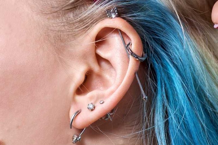 14 Farklı Kulak Piercing Modeli