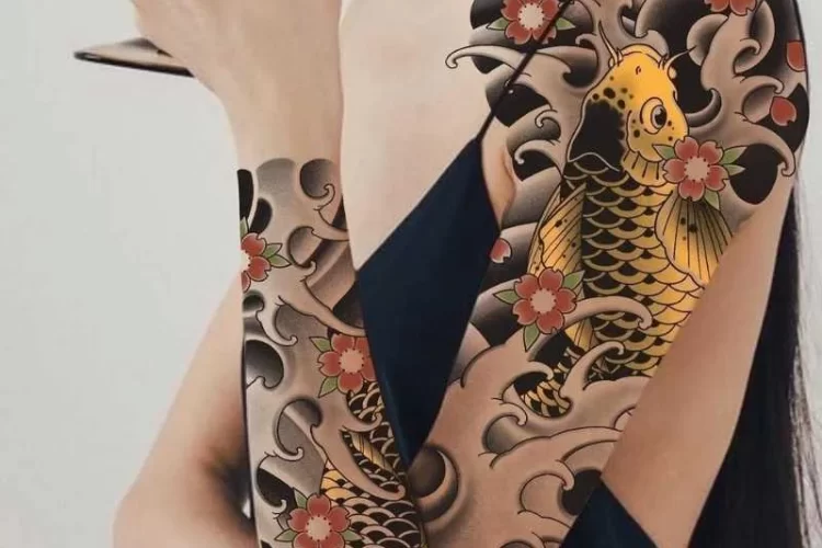 +10 Koi Balığı Dövmesi ve Anlamı